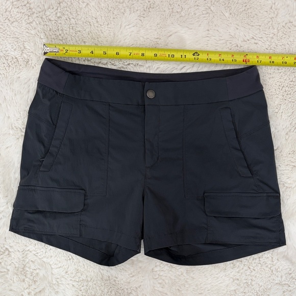 Athleta Women's Cargo Shorts,Size 14 - Picture 7 of 17